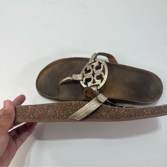 Tory Burch Women 10 Miller Cloud Thong Sandal Gold Metallic Goat Leather Cork - Picture 5 of 7